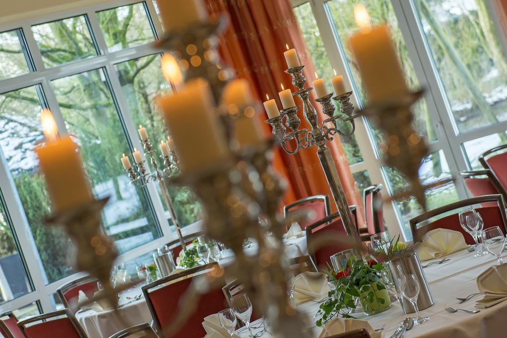 Landidyll Hotel Zum Freden Bad Iburg Exteriör bild