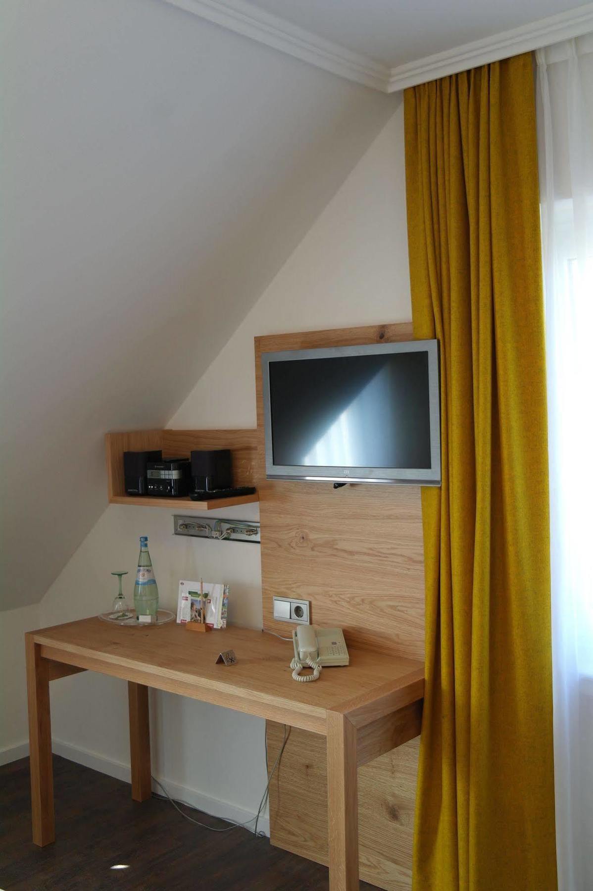 Landidyll Hotel Zum Freden Bad Iburg Exteriör bild