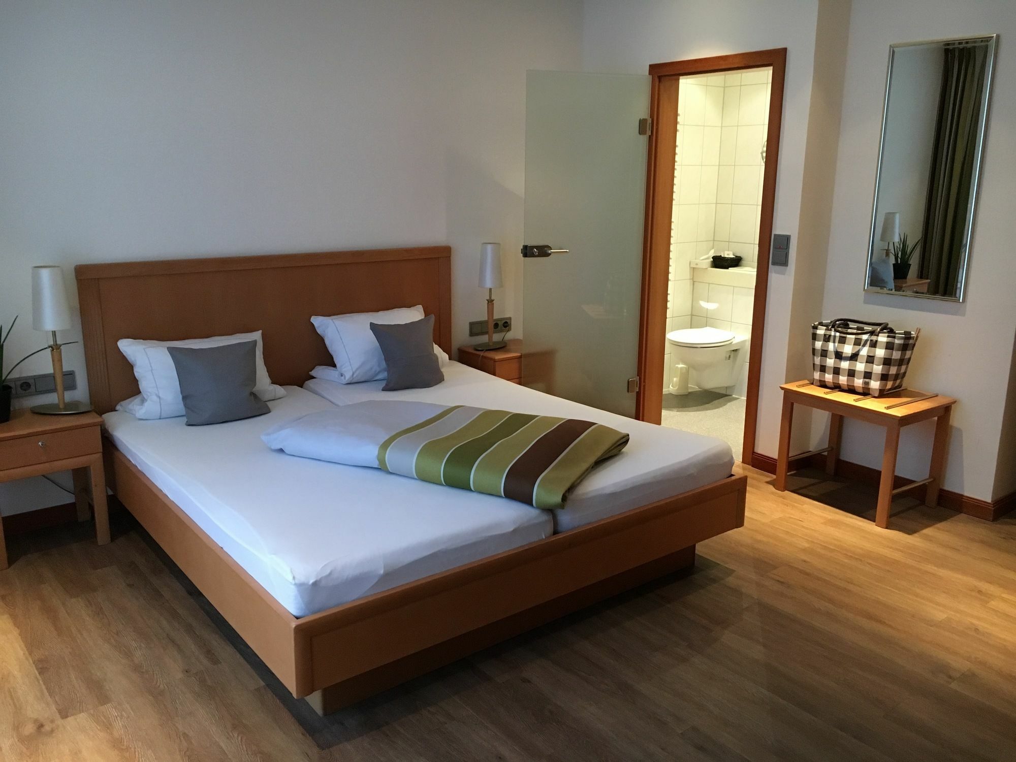 Landidyll Hotel Zum Freden Bad Iburg Exteriör bild